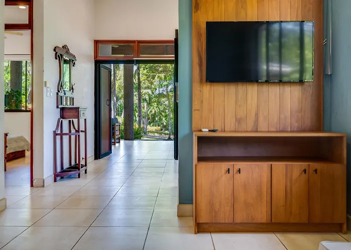 Potrero Beachfront: Ocean-view Patio, W/d! * Playa Danta