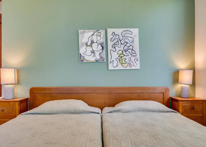 Potrero Beachfront: Ocean-view Patio, W/d!
